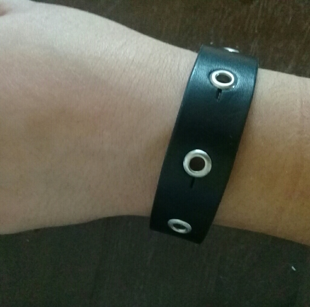 Genuine lether cuff